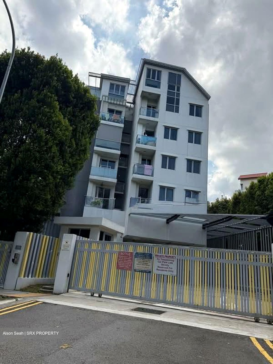 The Vue (D19), Apartment #566687681